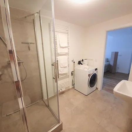 Pb - 1 - Stilvoll Eingerichtetes Im Herzen Senftenbergs Senftenberg