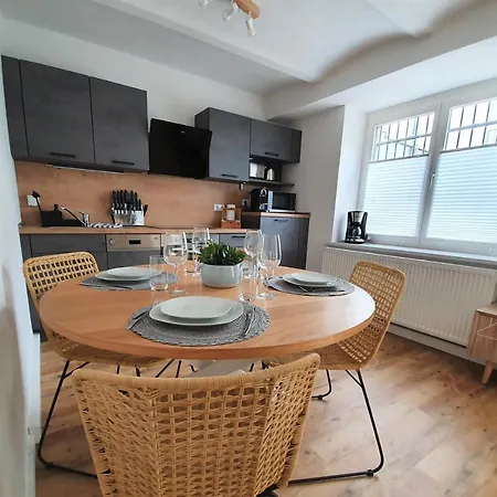 Pb - 1 - Stilvoll Eingerichtetes Im Herzen Senftenbergs Apartment Senftenberg